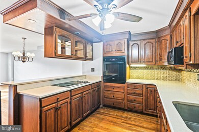 942 Grovehill Rd, Halethorpe, MD 21227 - photo 3