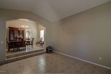 Formal Living_Dining (3)