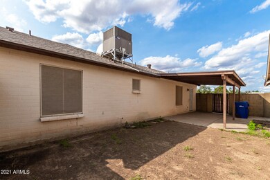 Back patio & yard