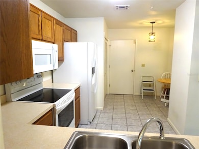 672 Post Oak Cir unit 106, Altamonte Springs, FL 32701 - photo 6