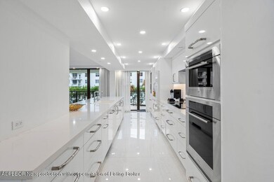 005-3440SouthOceanBoulevard-302S-PalmBea