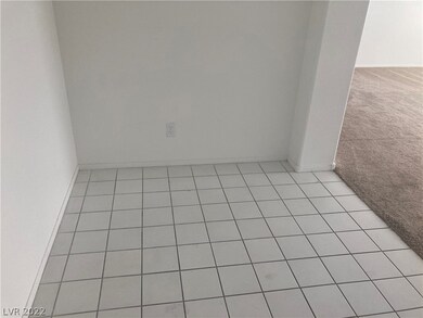 3016 Sandbar Ct, Las Vegas, NV 89117 - photo 4