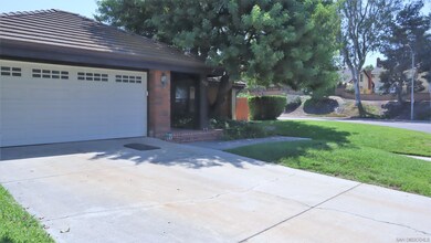 403 Jolina Way, Encinitas, CA 92024 - photo 2