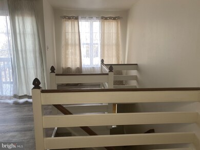 427 Wendover Dr, Norristown, PA 19403 - photo 7