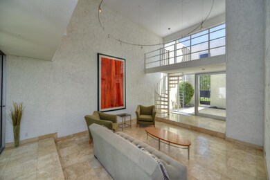 004_Living Room