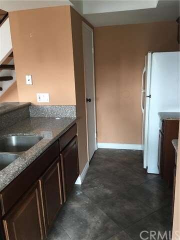 3409 Rainbow Ln, Highland, CA 92346 - photo 6