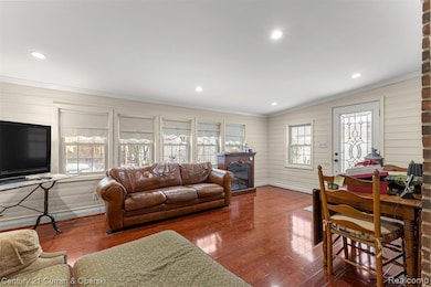 7941 N Charlesworth St, Dearborn Heights, MI 48127 - photo 7