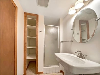 3711 S Kiger Rd, Independence, MO 64055 - photo 6