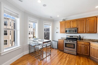 153 L St unit 2, Boston, MA 02127 - photo 3
