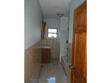 452 Lonsdale Ave, Pawtucket, RI 02860 - photo 6