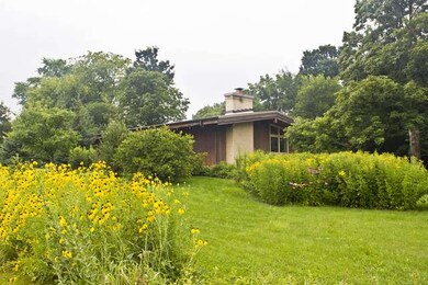 609 Woodland Hills Rd, Batavia, IL 60510 - photo 2