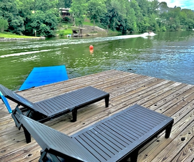 100 Buck Ct, Goodview, VA 24095 - photo 2