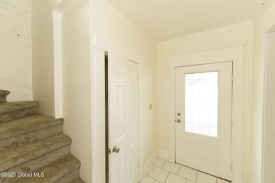 1 Entrway