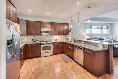 4_Cherokee_Blvd_214_11