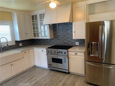 22143 Ybarra Rd, Woodland Hills, CA 91364 - photo 3