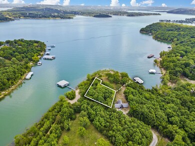 TABLE ROCK LAKE HOME