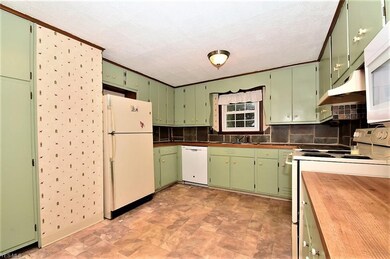 Lots of counter space and closed storage in kitche