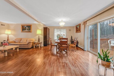 135 Fall Ct unit 578, Dingmans Ferry, PA 18328 - photo 5