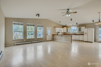 317 Varner Ave SE, Orting, WA 98360 - photo 5