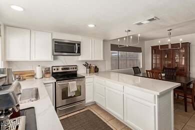 9825 N 44th Ave unit 2, Glendale, AZ 85302 - photo 4