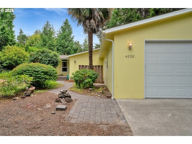 4898 S Loftus Rd, Florence, OR 97439 - photo 5