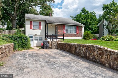 15 E Pothouse Rd, Phoenixville, PA 19460 - photo 2