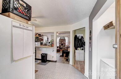 6 & 10 Lands End Dr, Candler, NC 28715 - photo 6