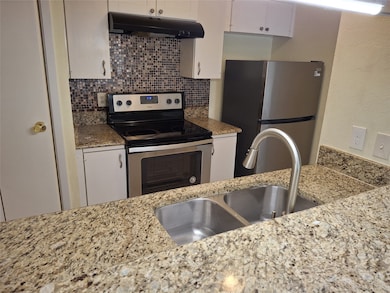 4859 Cedar Springs Rd unit 358, Dallas, TX 75219 - photo 4