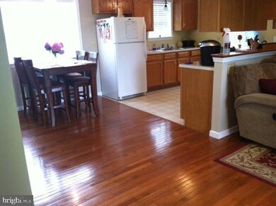 230 S Lime St, Quarryville, PA 17566 - photo 2