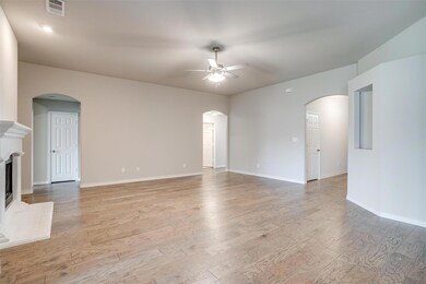 221 Marina Dr, Azle, TX 76020 - photo 6