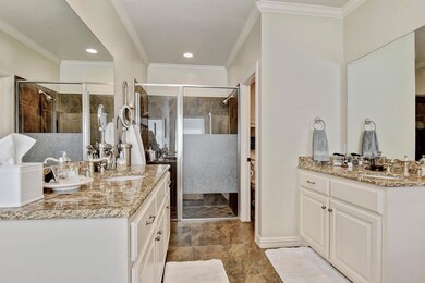 135 Blackfoot Trail, Gainesville, TX 76240 - photo 6