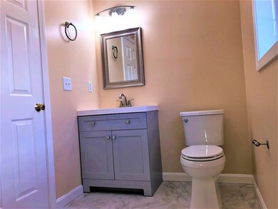 107 Barbara Ln, Hudson, NH 03051 - photo 7