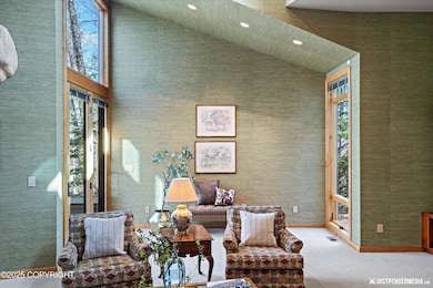 Floor to ceilings windows & deck access