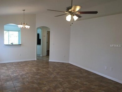 10150 Perthshire Cir, Land O Lakes, FL 34638 - photo 3