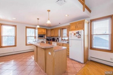 551 Washington St unit 2, Carlstadt, NJ 07072 - photo 7