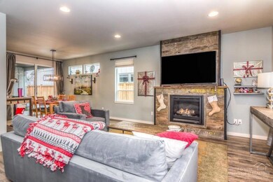 61528 Alstrup Rd, Bend, OR 97702 - photo 3