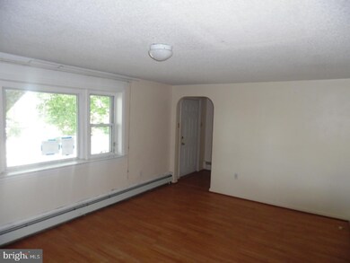 416 Poplar St, Sharon Hill, PA 19079 - photo 2