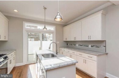 2226 Wilder St, Philadelphia, PA 19146 - photo 5