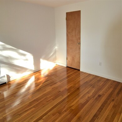 25 School Ave unit D, Waltham, MA 02453 - photo 7