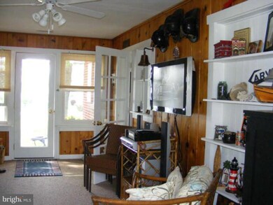 104 Riverview Cir, Colonial Beach, VA 22443 - photo 2