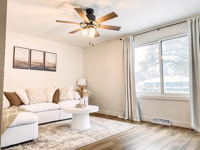 2212 S Palm St, Janesville, WI 53546 - photo 4