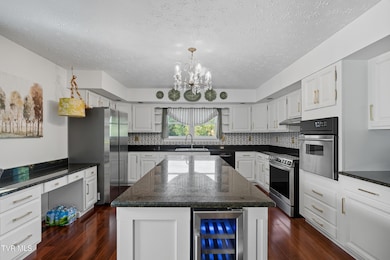 6140 Hodges St, Wise, VA 24293 - photo 7