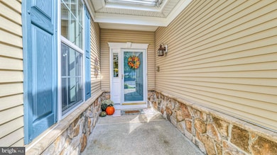 415 Scarborough Ct, Galloway, NJ 08205 - photo 2