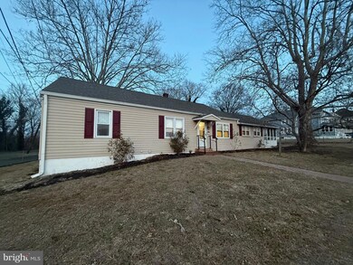 101 Franklin St, Swedesboro, NJ 08085 - photo 2