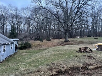 141 Carlisle St, Homer City, PA 15748 - photo 2