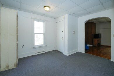 1422 Forbes-106