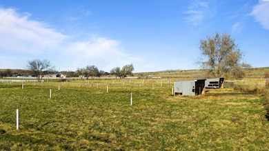 97306 Snively Rd, West Richland, WA 99353 - photo 7