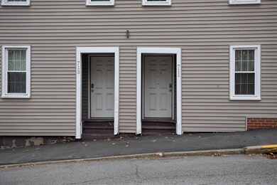 711 Main St, Rollinsford, NH 03869 - photo 2