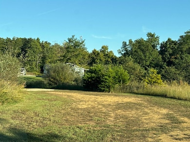 17,18,19,20,21 Chrystal Ln unit Lots 17, 18, 19, 20,, Barboursville, WV 25504 - photo 3