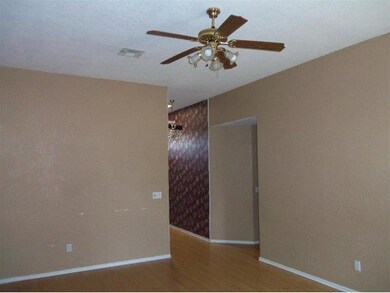 524 Goshawk Dr, Norman, OK 73072 - photo 4